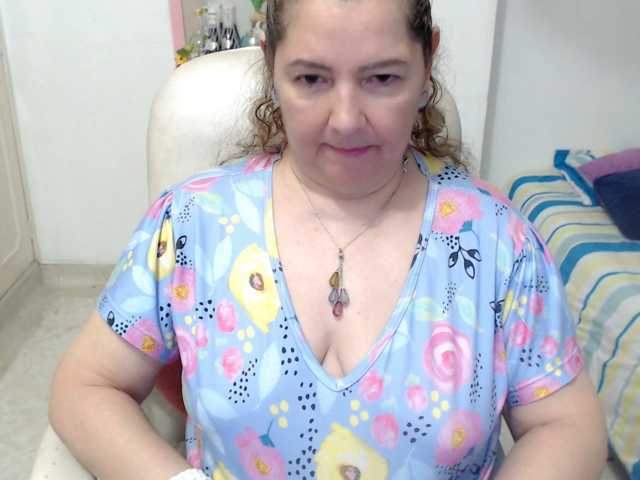leonela-68