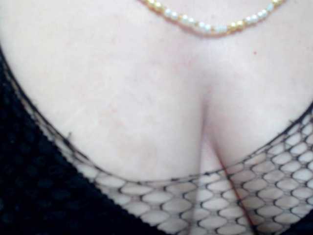 leonela-68