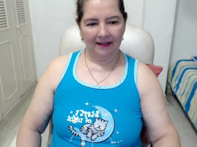 leonela-68, en vivo ahora en BongaCams
