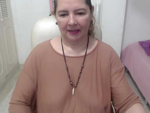 leonela-68