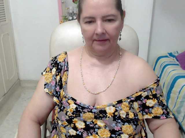 leonela-68