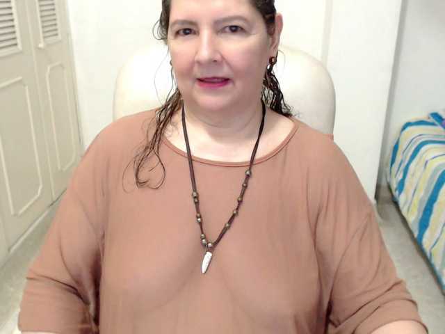 leonela-68