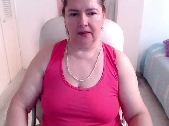 leonela-68 live webcam show
