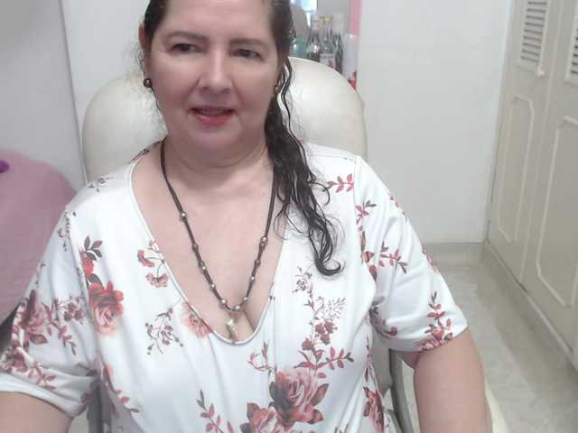 leonela-68