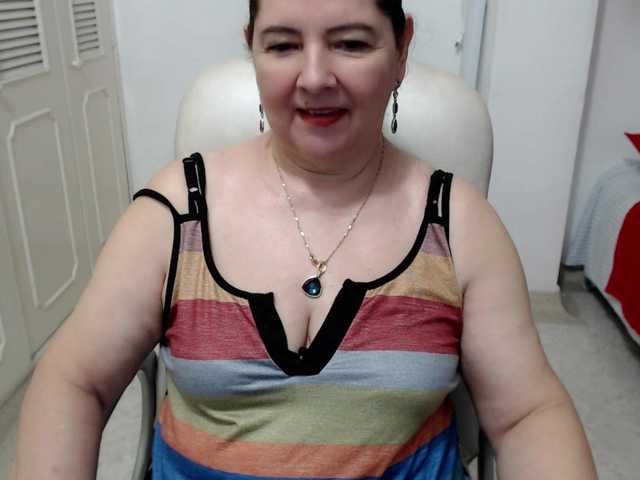 leonela-68 online