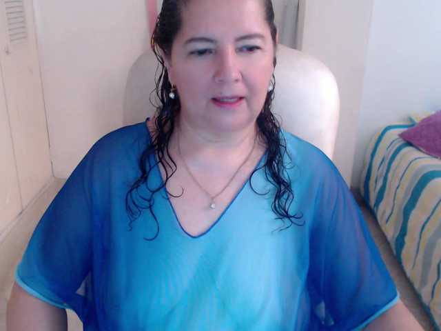 leonela-68 webcam bongacams model stream image