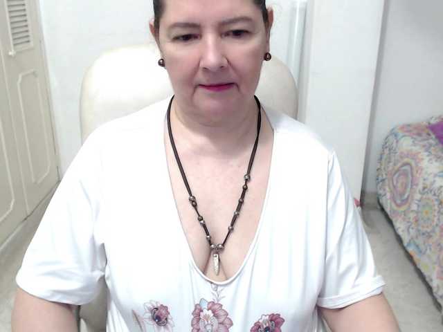leonela-68