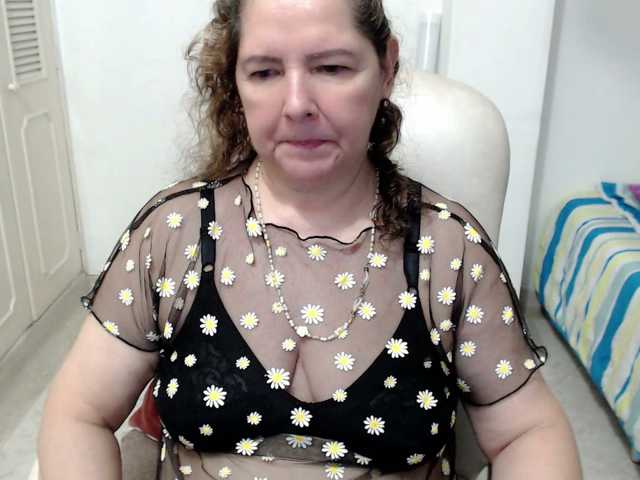 leonela-68