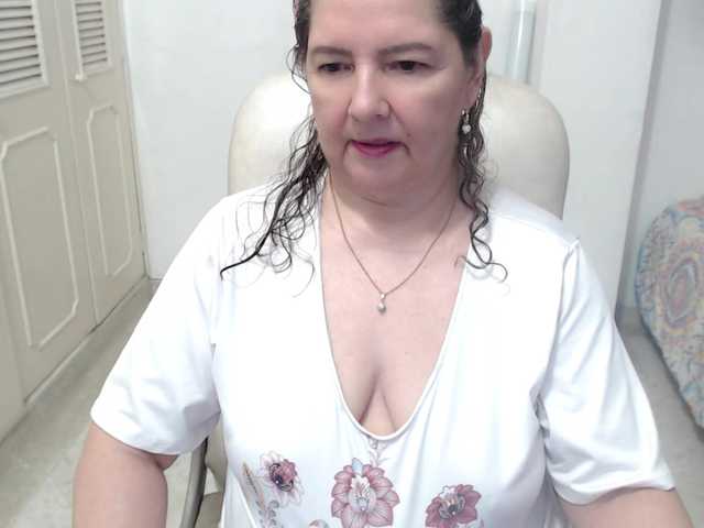 leonela-68
