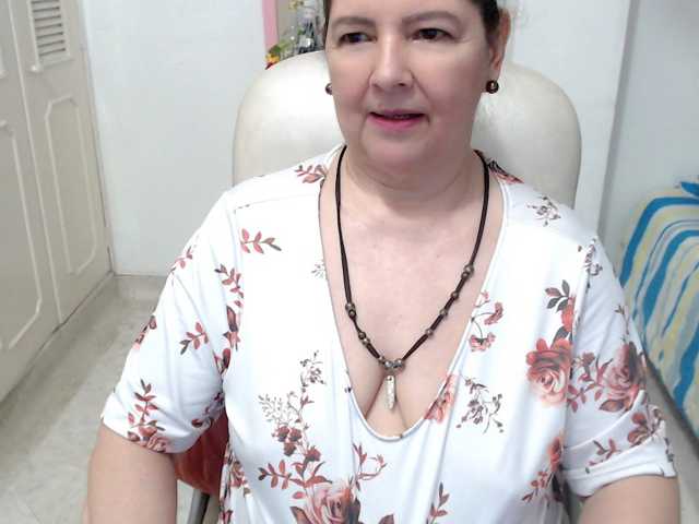 leonela-68