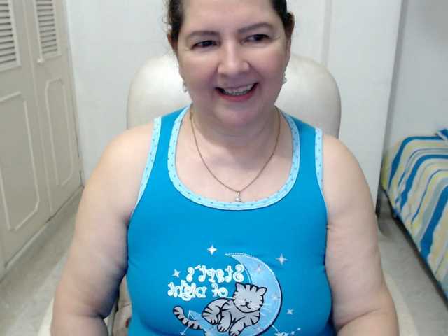 leonela-68, en vivo ahora en BongaCams