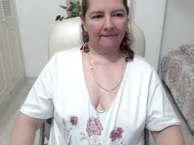 leonela-68