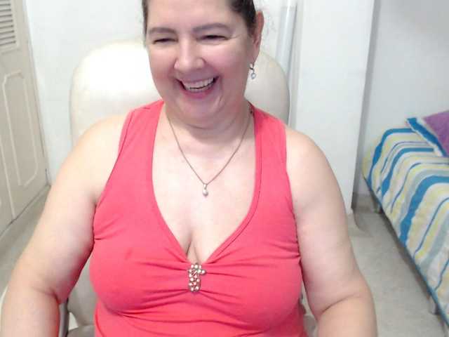 leonela-68 live cam preview