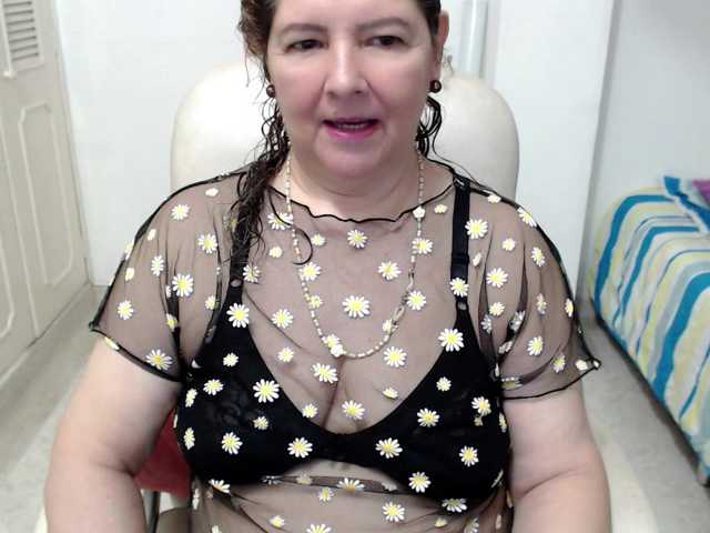 leonela-68