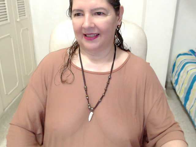 leonela-68
