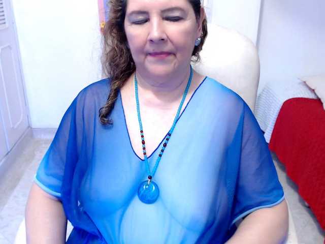 leonela-68