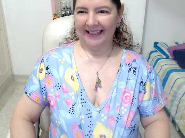 leonela-68 webcam bongacams model stream image