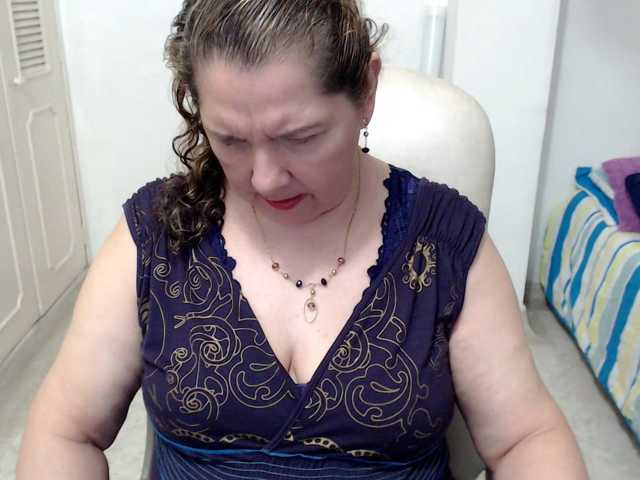 leonela-68