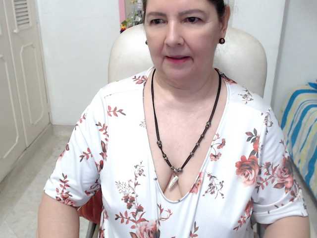 leonela-68