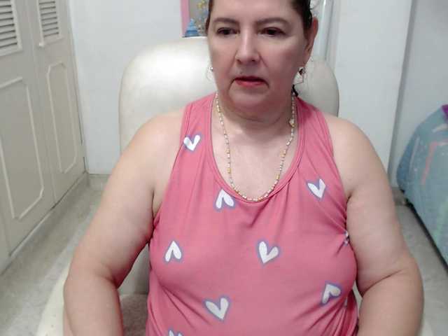 leonela-68 live webcam show