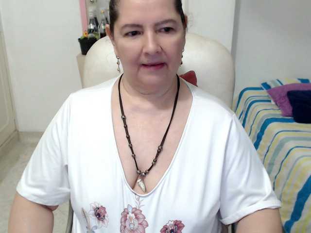 leonela-68