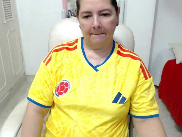 leonela-68