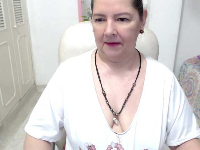 leonela-68