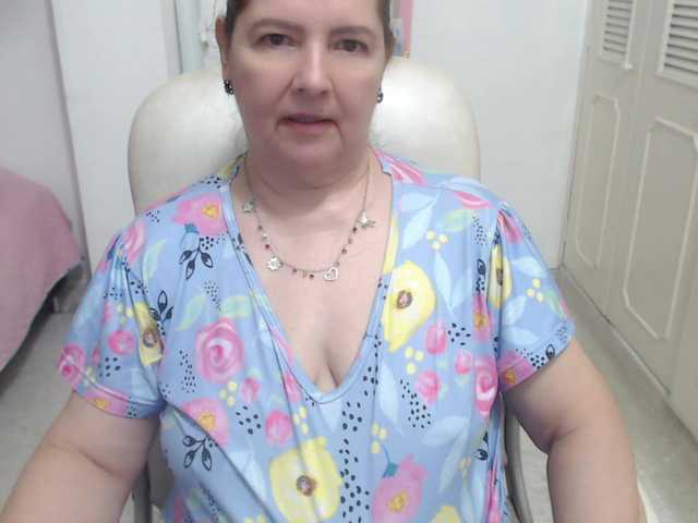 leonela-68
