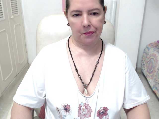leonela-68