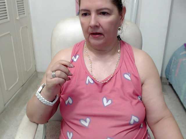 leonela-68 live webcam show
