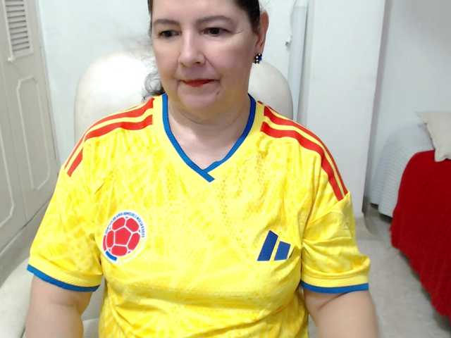 leonela-68