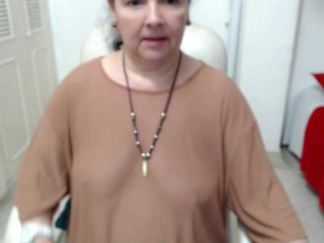 leonela-68