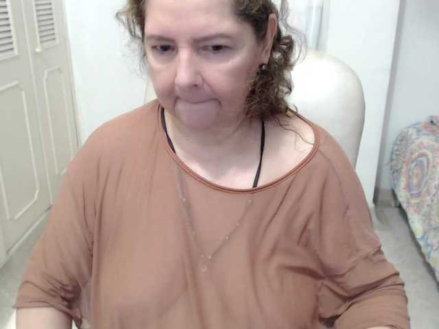 leonela-68