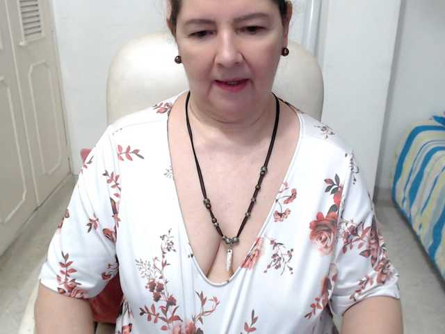 leonela-68