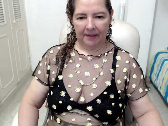 leonela-68