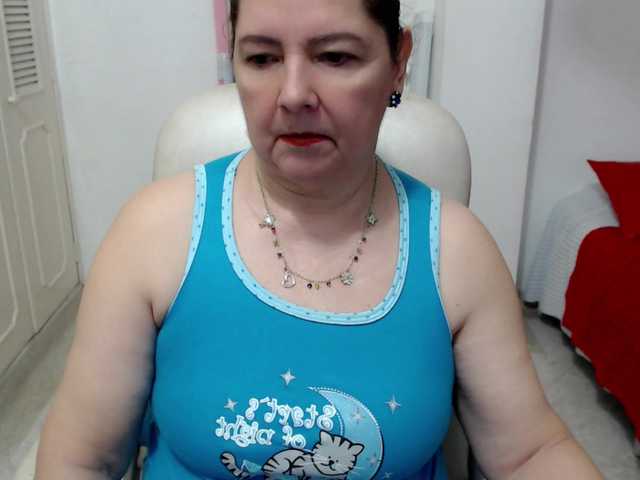 leonela-68