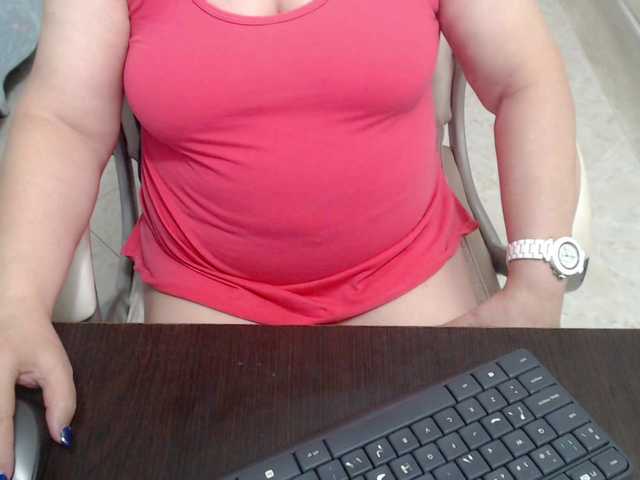 leonela-68 live cam on BongaCams