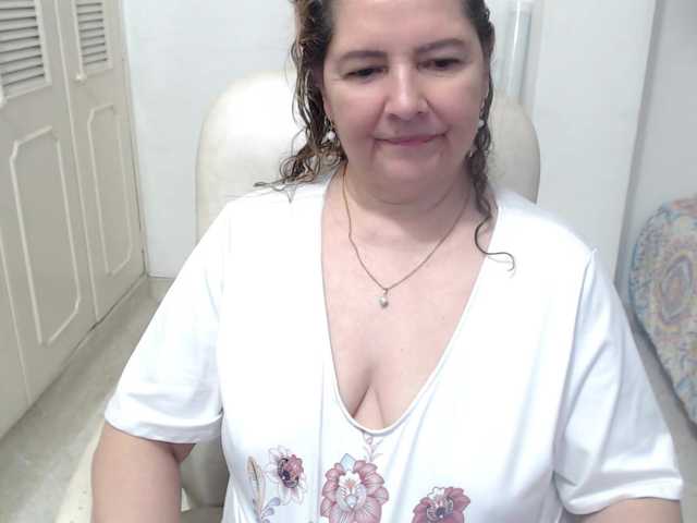 leonela-68