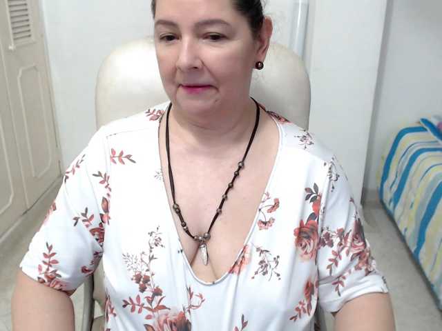 leonela-68