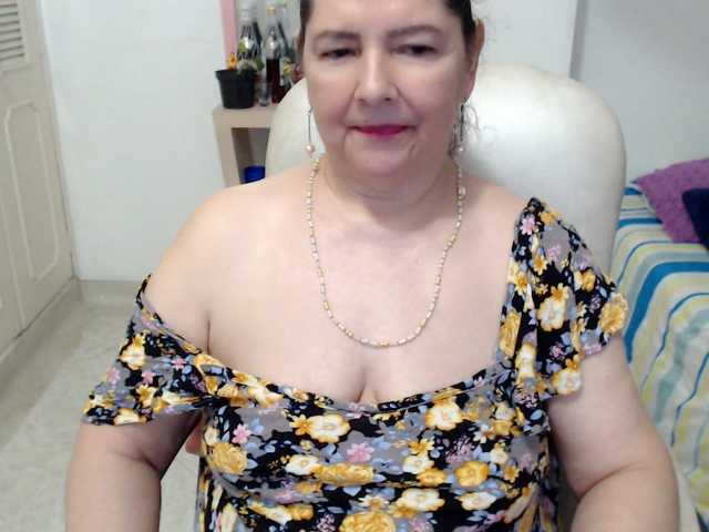 leonela-68