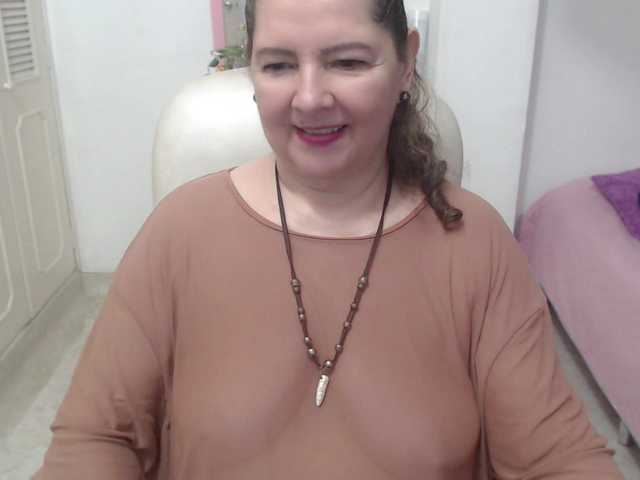 leonela-68