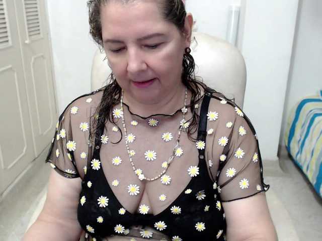 leonela-68