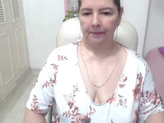leonela-68