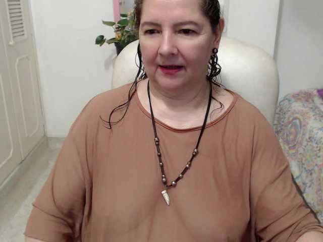 leonela-68