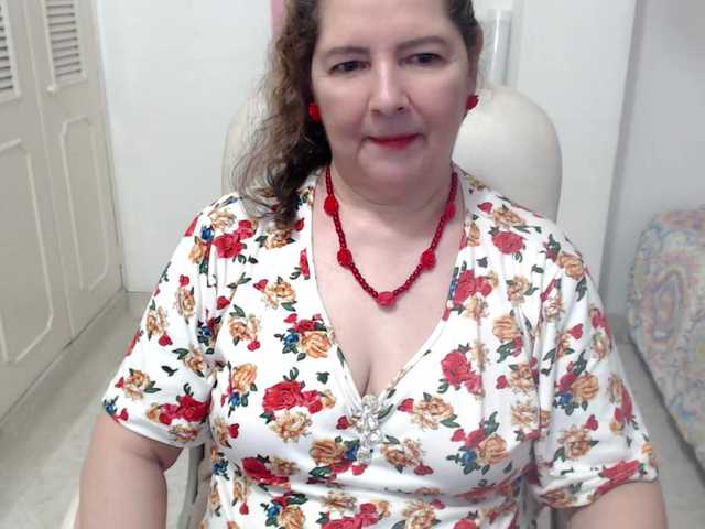 leonela-68 live cam preview