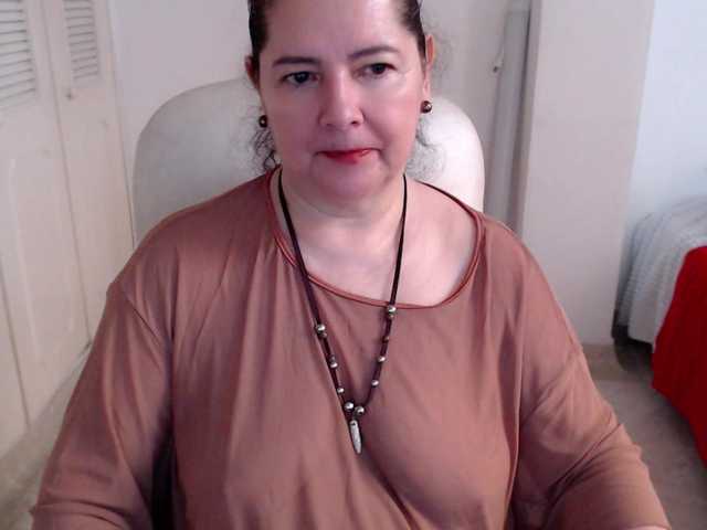 leonela-68