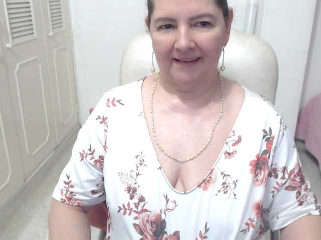 leonela-68