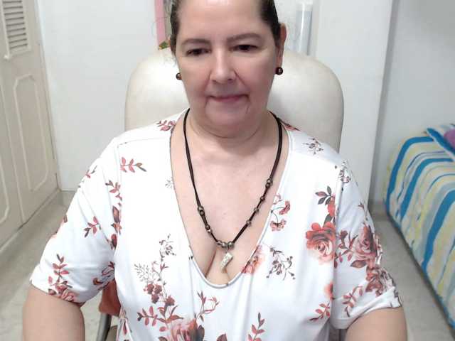 leonela-68
