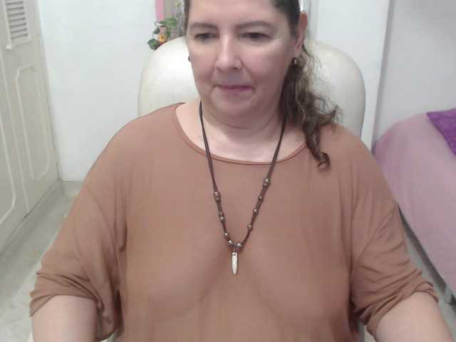 leonela-68