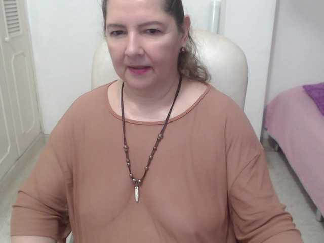 leonela-68